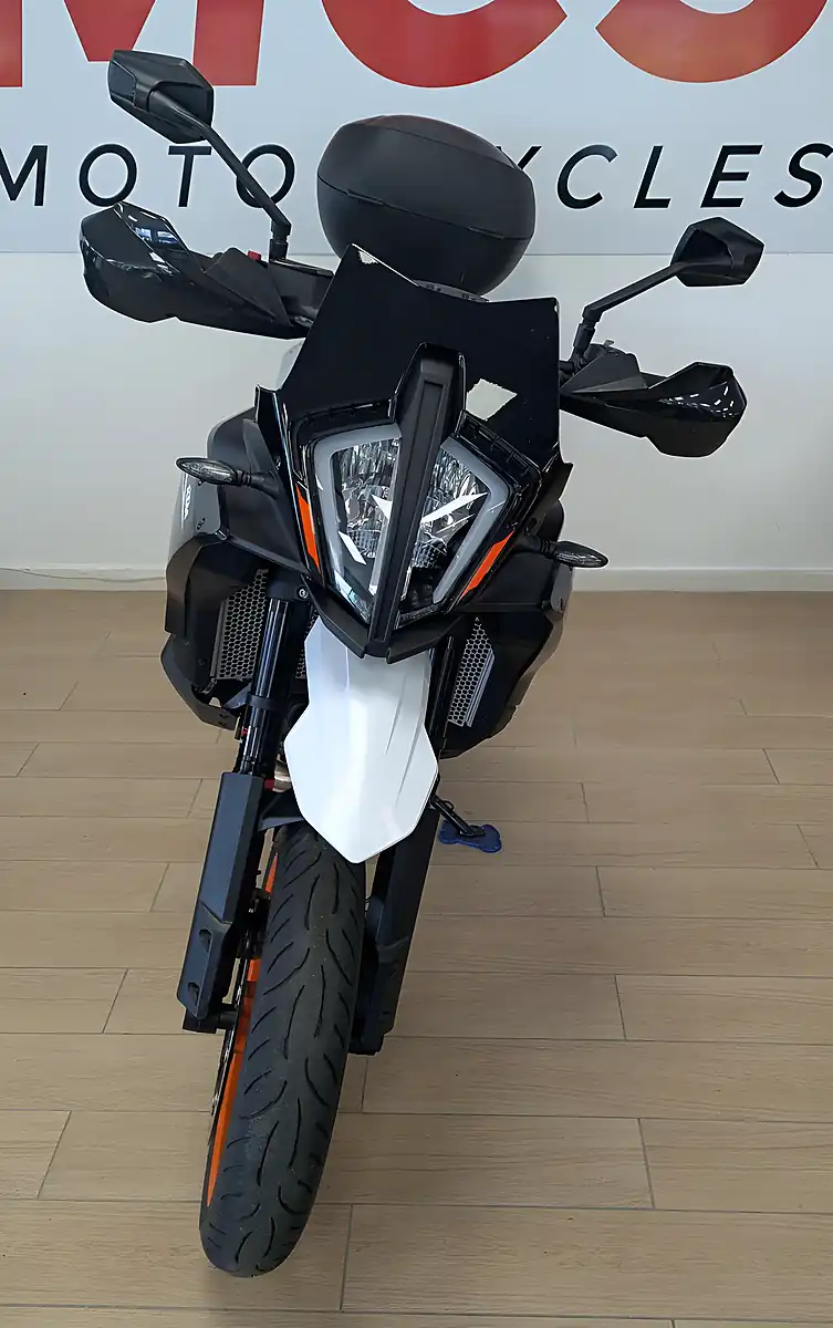 Used 2024 Ktm 890 Smt 890 Orange - Interior and Exterior details 3