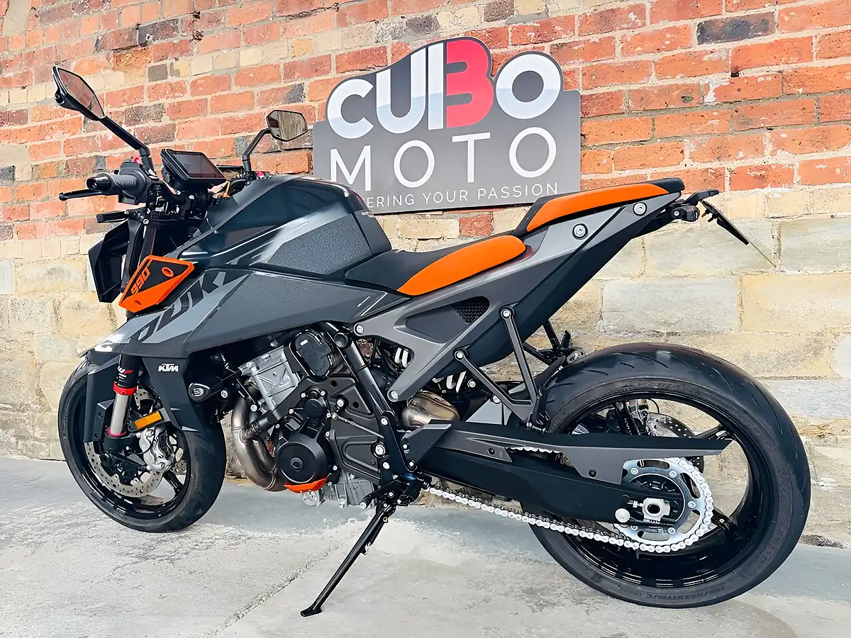 Used 2024 Ktm 990 Duke Black - Interior and Exterior details 13