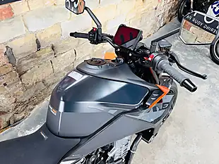 Used 2024 Ktm 990 Duke Black - Interior and Exterior details 8