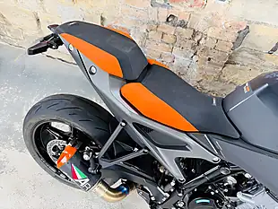 Used 2024 Ktm 990 Duke Black - Interior and Exterior details 9
