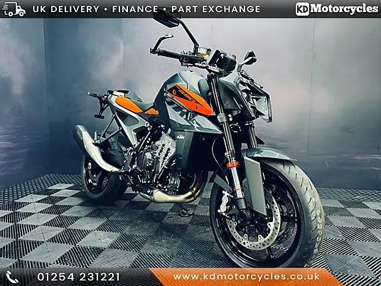 2024 KTM 990 Duke