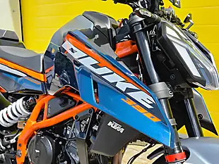 Used 2024 Ktm Duke Blue - Interior and Exterior details 11