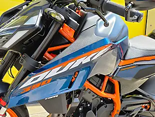Used 2024 Ktm Duke Blue - Interior and Exterior details 13