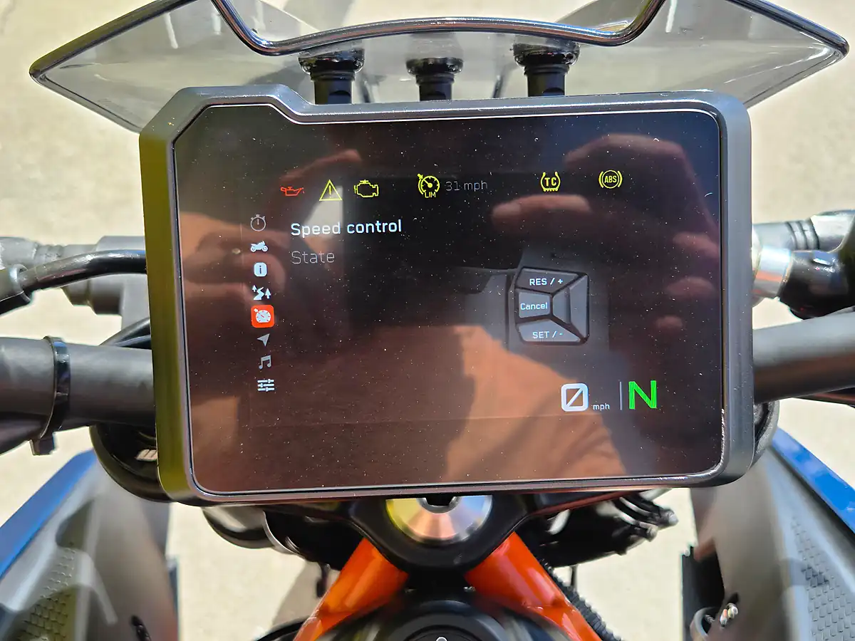 Used 2024 Ktm Duke Blue - Interior and Exterior details 18