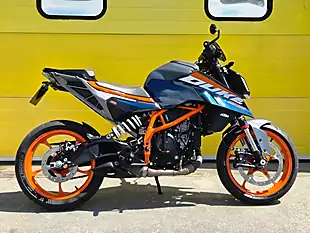 Used 2024 Ktm Duke Blue - Interior and Exterior details 2