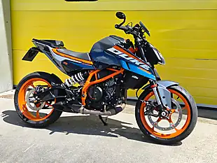 Used 2024 Ktm Duke Blue - Interior and Exterior details 3