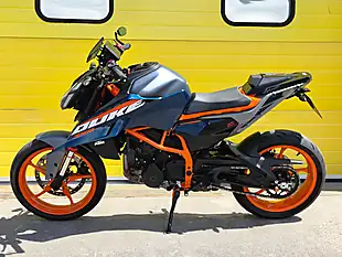 Used 2024 Ktm Duke Blue - Interior and Exterior details 5