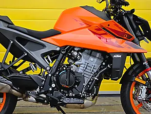 Used 2024 Ktm Duke Tech Pack Orange - Interior and Exterior details 9