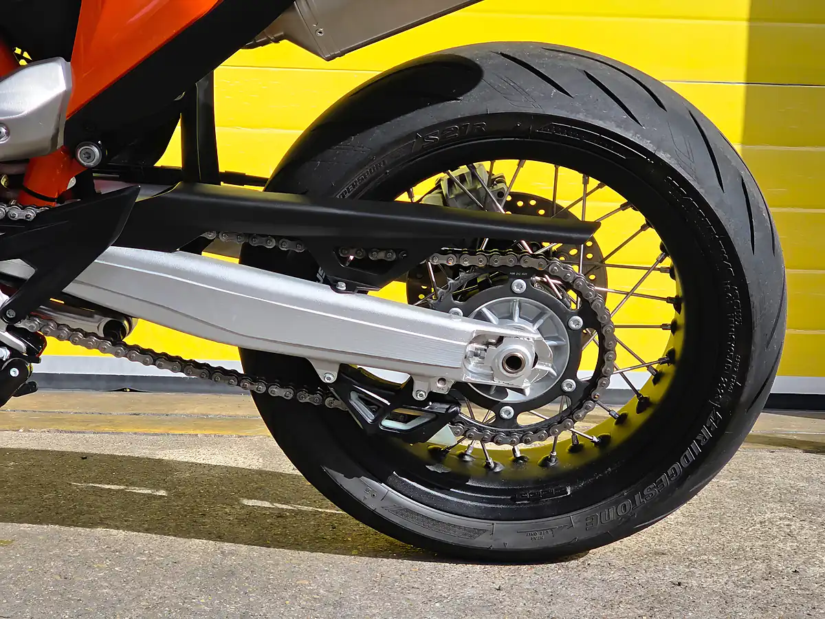 Used 2024 Ktm Smc R Orange - Interior and Exterior details 16