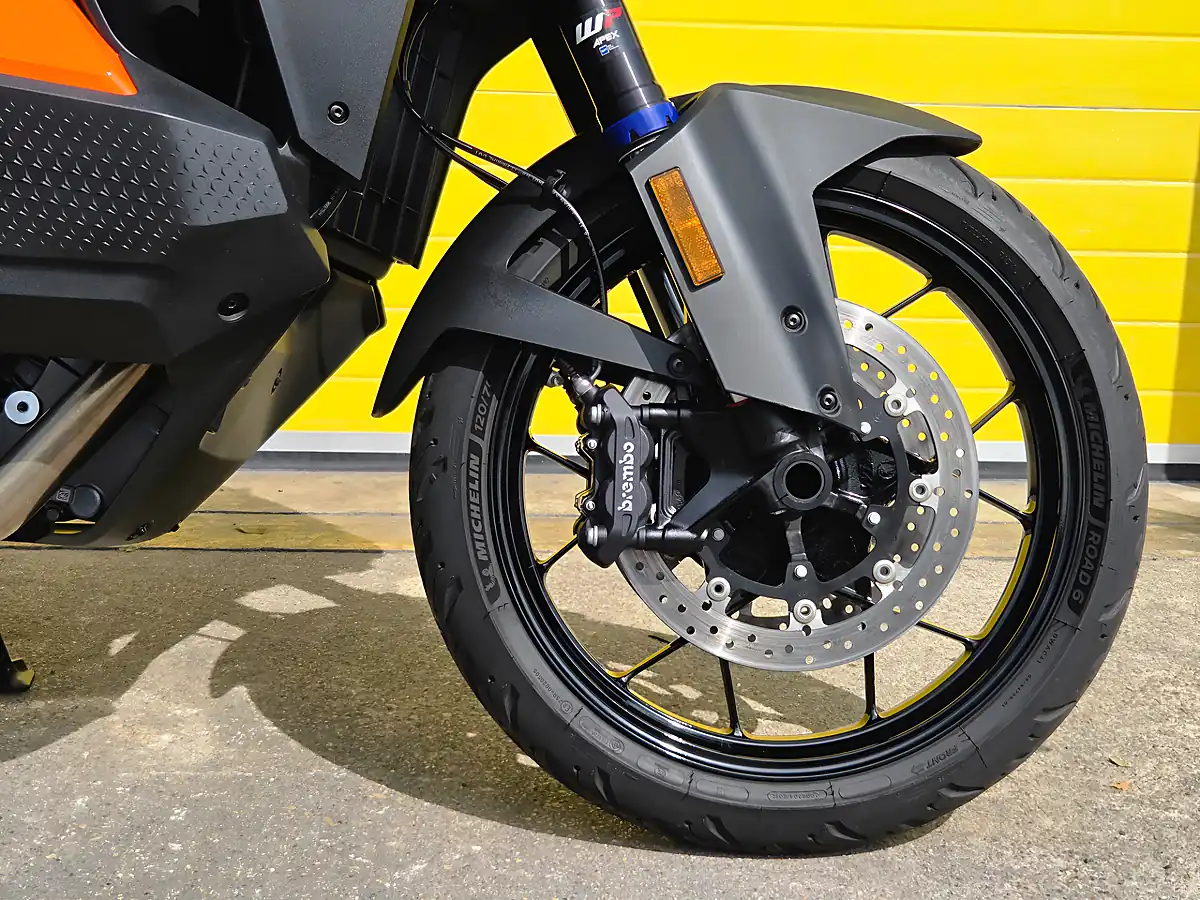 Used 2024 Ktm Super Adventure S Orange - Interior and Exterior details 14