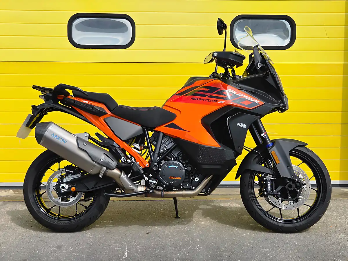 Used 2024 Ktm Super Adventure S Orange - Interior and Exterior details 2