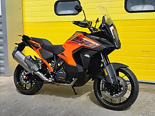 Used 2024 Ktm Super Adventure S Orange - Interior and Exterior details 3