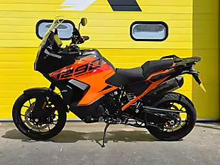 Used 2024 Ktm Super Adventure S Orange - Interior and Exterior details 5