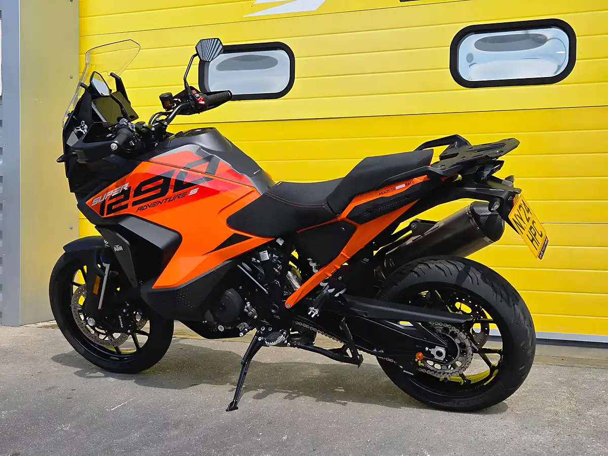 Used 2024 Ktm Super Adventure S Orange - Interior and Exterior details 6