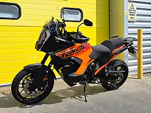 Used 2024 Ktm Super Adventure S Orange - Interior and Exterior details 7