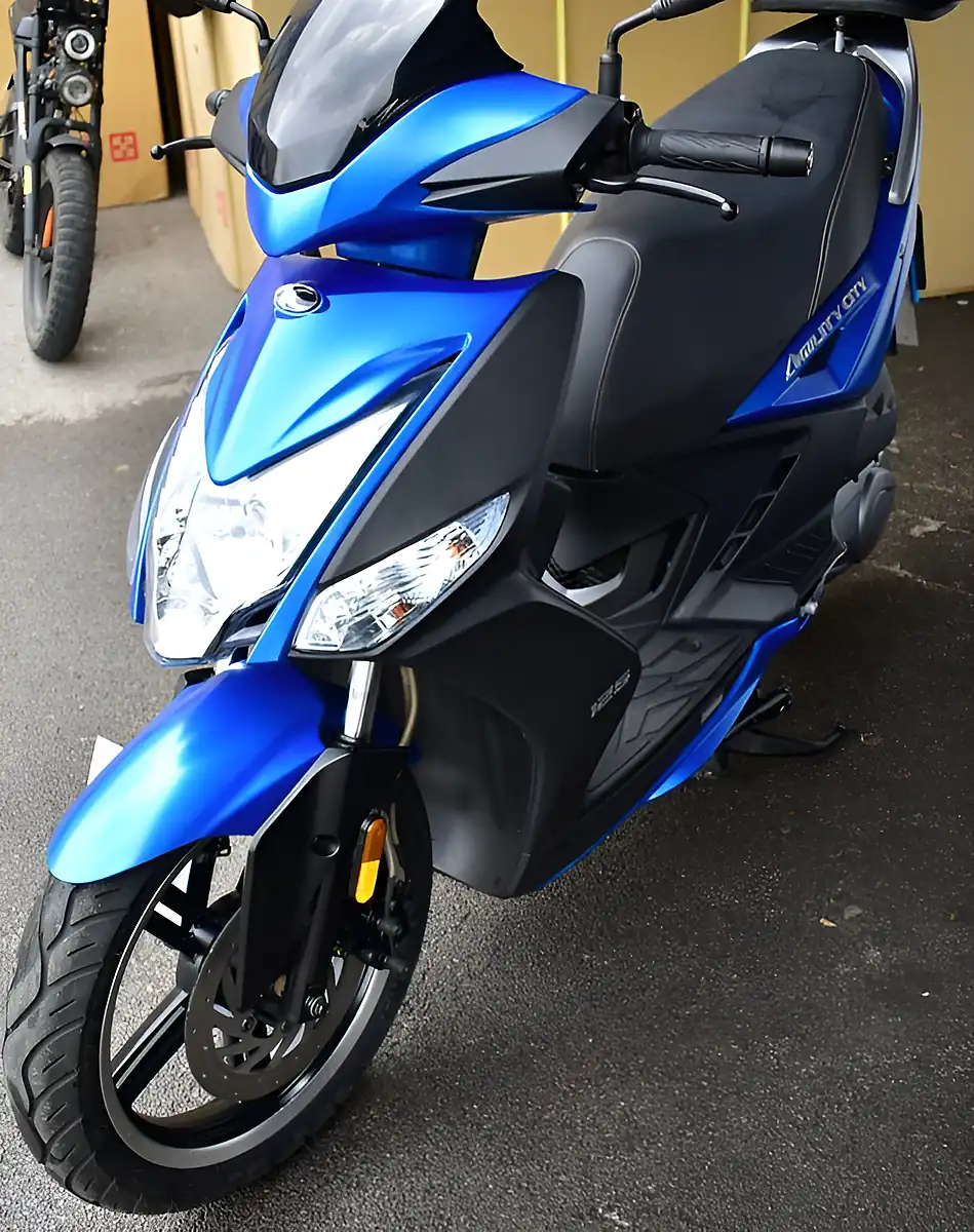 Used 2024 Kymco Agility City 125 Blue - Interior and Exterior details 12