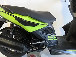 Used 2024 Kymco Super 8 Green - Interior and Exterior details 8