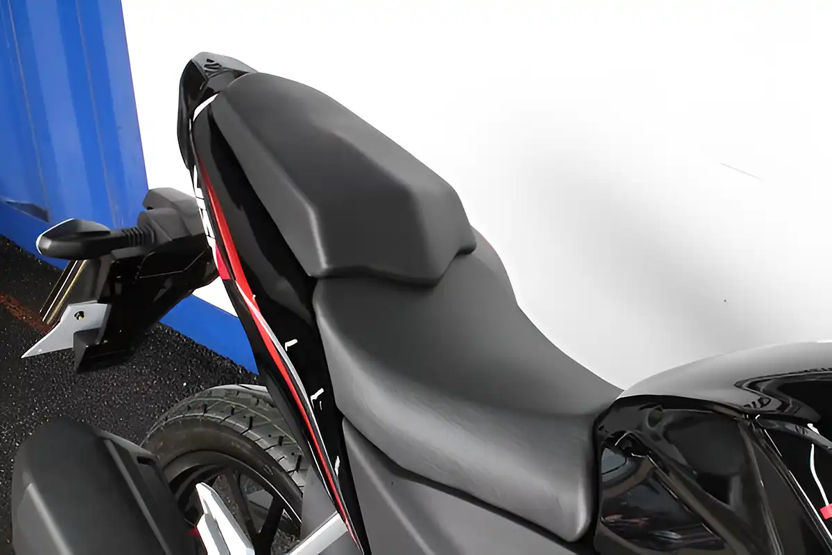 Used 2024 Kymco Visar 125 Black - Interior and Exterior details 10