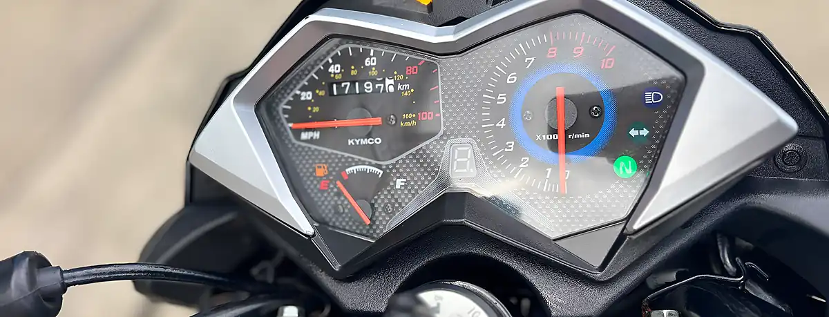 Used 2024 Kymco Vsr 125 Black - Interior and Exterior details 3