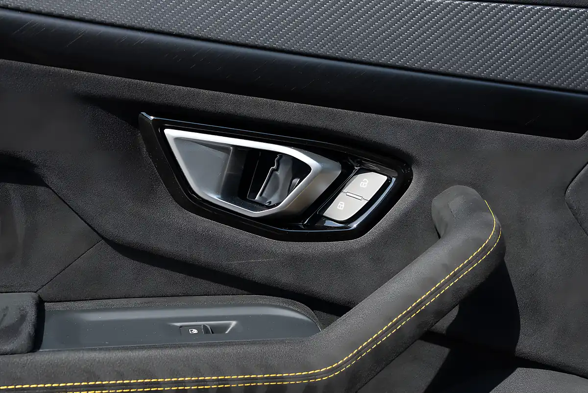 Used 2024 Lamborghini Urus Performante Grigio Keres - Interior and Exterior details 15
