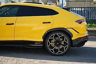 Used 2024 Lamborghini Urus Performante Yellow - Interior and Exterior details 10