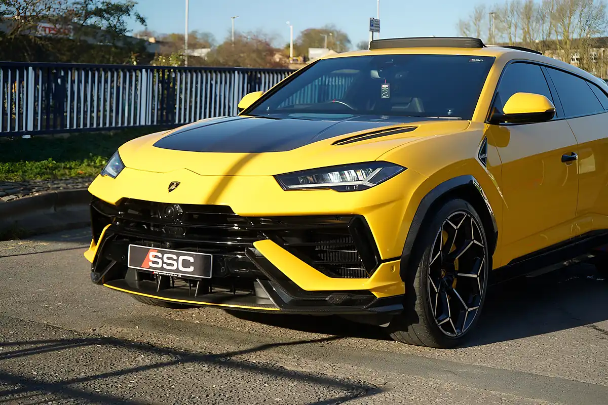 Used 2024 Lamborghini Urus Performante Yellow - Interior and Exterior details 9