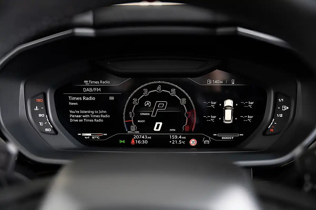 Used 2024 Lamborghini Urus S Black - Interior and Exterior details 18