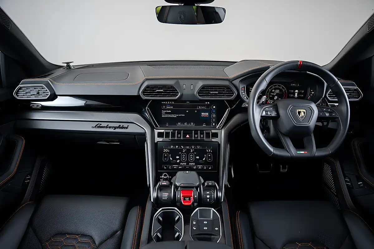 Used 2024 Lamborghini Urus S Black - Interior and Exterior details 3
