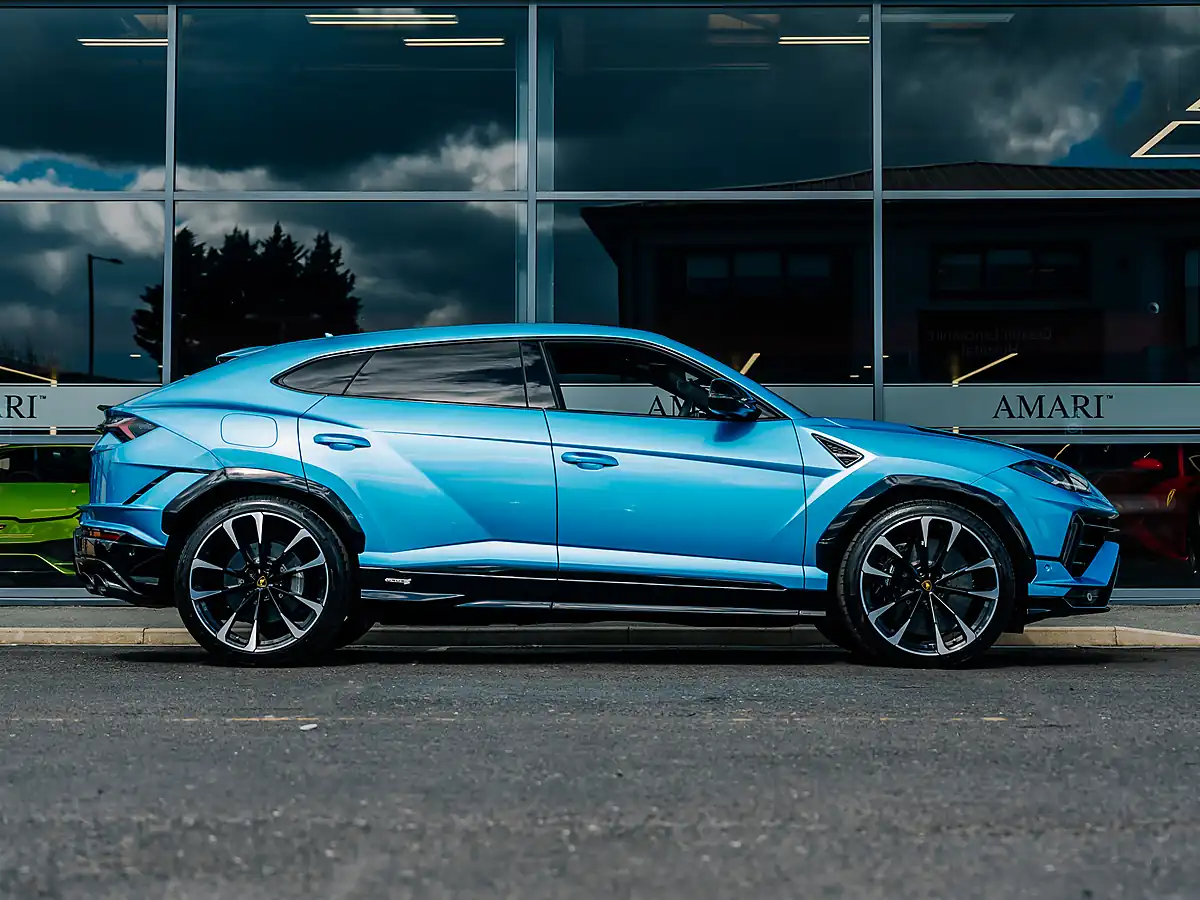 Used 2024 Lamborghini Urus S Blu Aegir - Interior and Exterior details 2