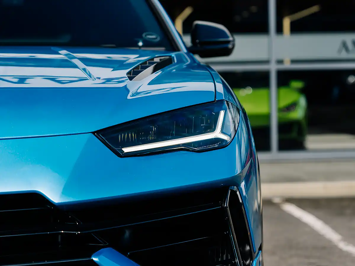 Used 2024 Lamborghini Urus S Blu Aegir - Interior and Exterior details 6