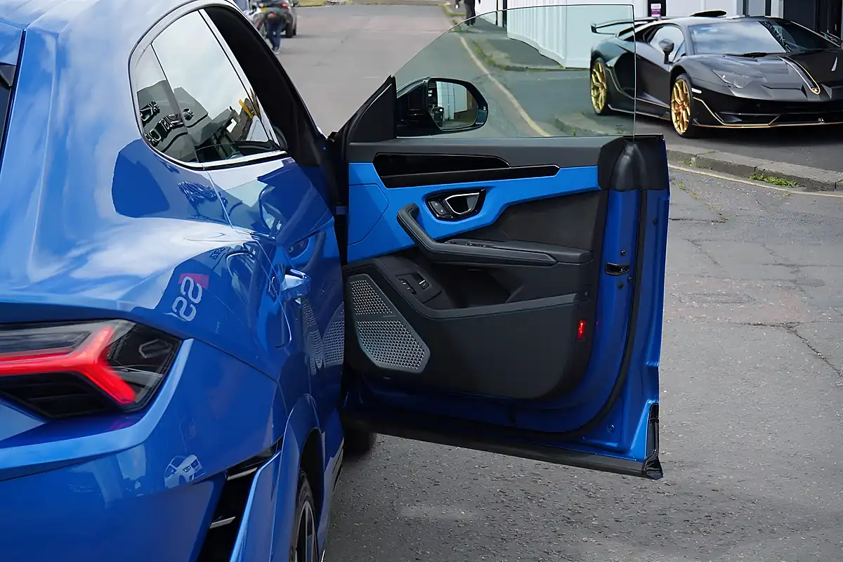 Used 2024 Lamborghini Urus S Blue - Interior and Exterior details 10