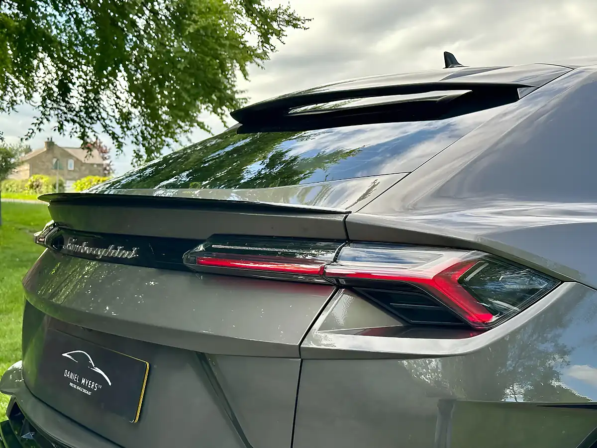 Used 2024 Lamborghini Urus S Grigio Keres - Interior and Exterior details 4