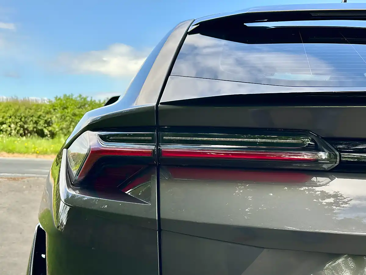 Used 2024 Lamborghini Urus S Grigio Keres - Interior and Exterior details 7