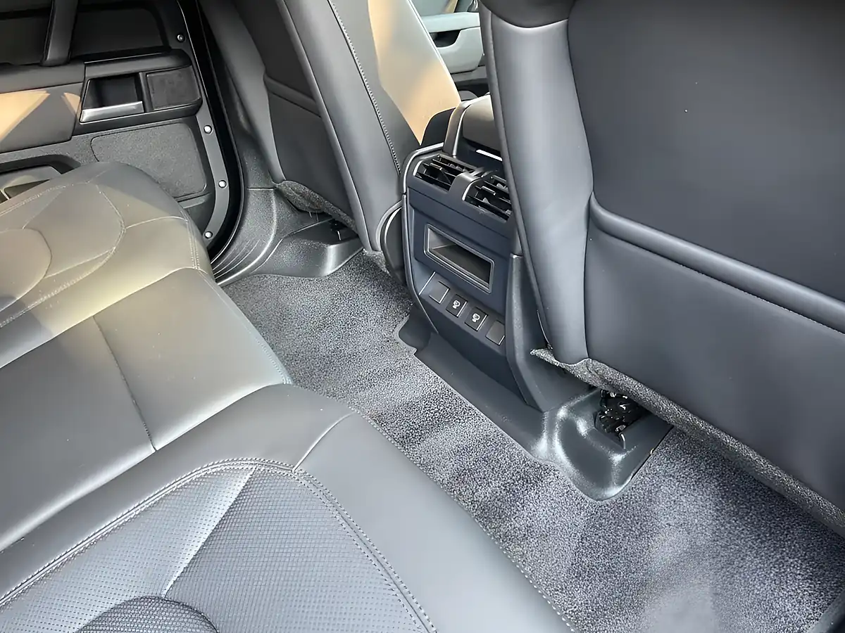 Used 2024 Land Rover Defender 110 S Black - Interior and Exterior details 19