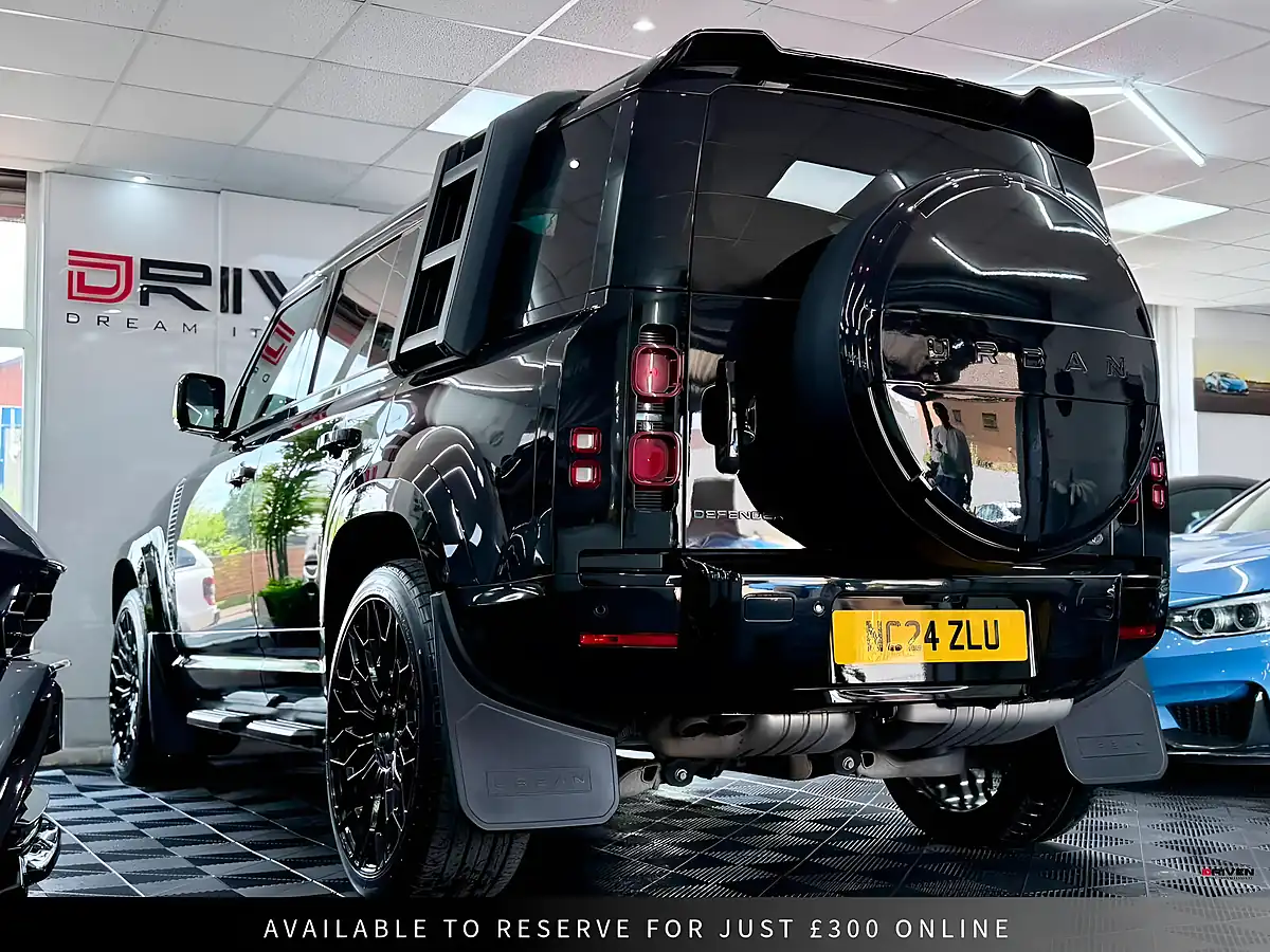 Used 2024 Land Rover Defender 110 Se Black - Interior and Exterior details 3