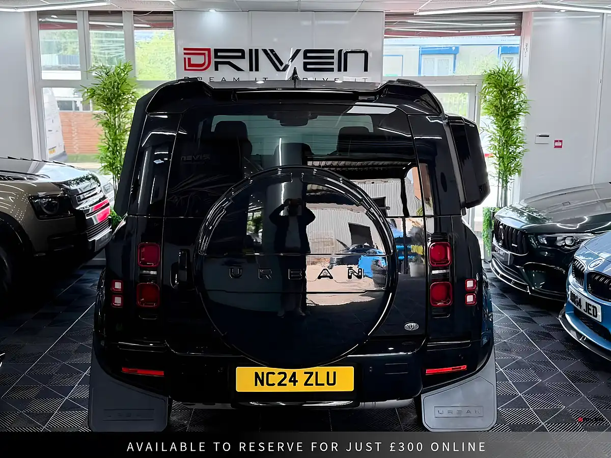 Used 2024 Land Rover Defender 110 Se Black - Interior and Exterior details 6