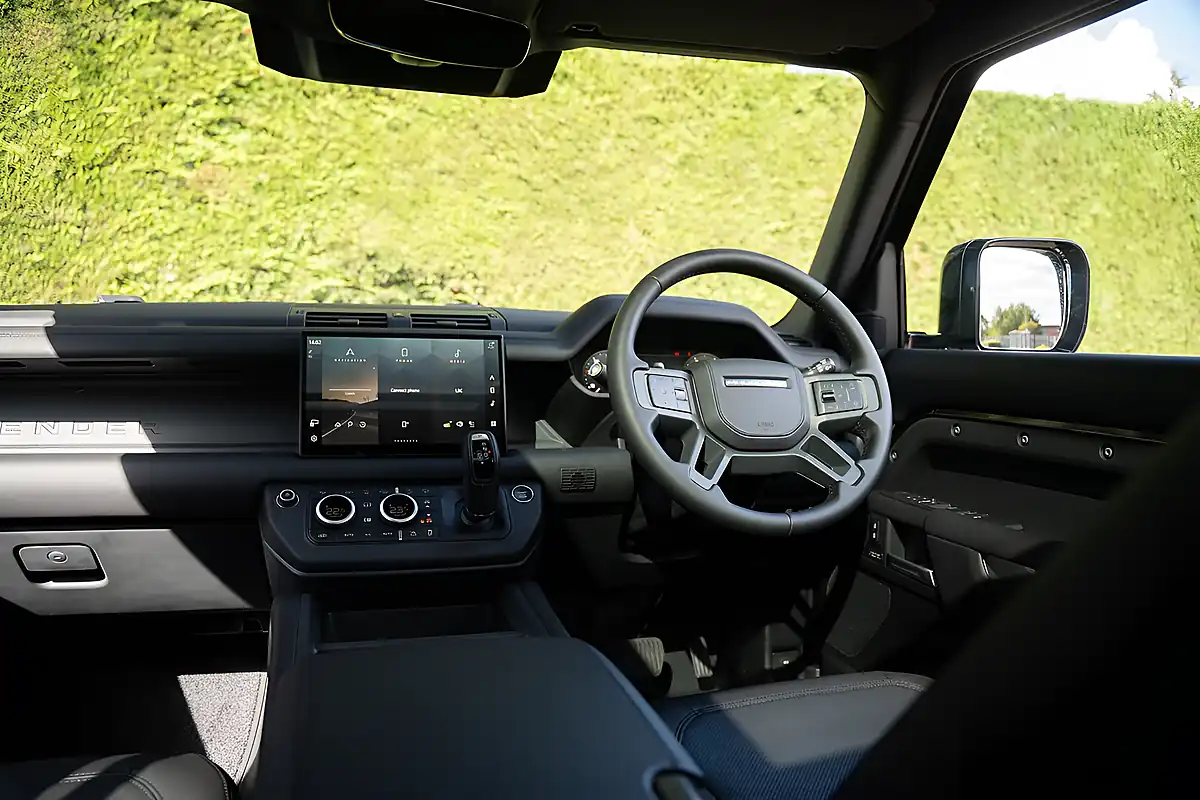 Used 2024 Land Rover Defender 110 X-Dynamic Hse Black - Interior and Exterior details 11