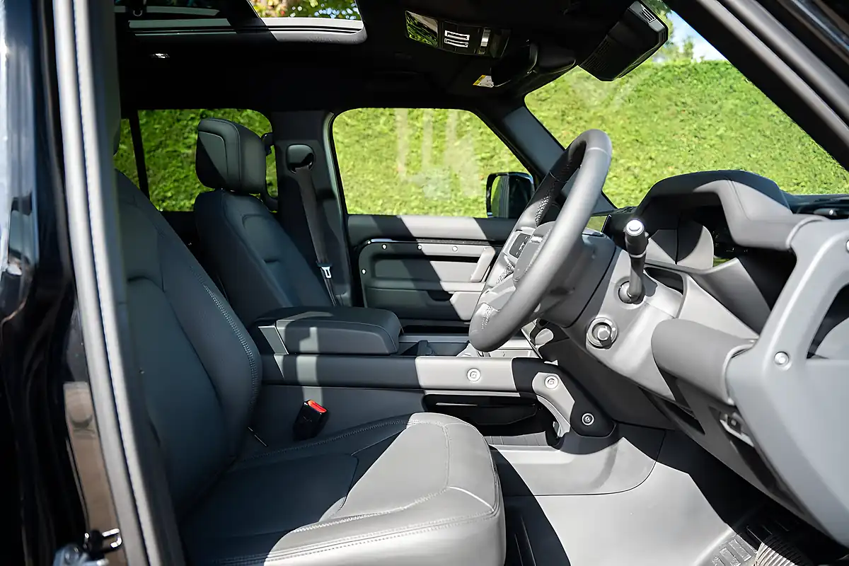 Used 2024 Land Rover Defender 110 X-Dynamic Hse Black - Interior and Exterior details 15