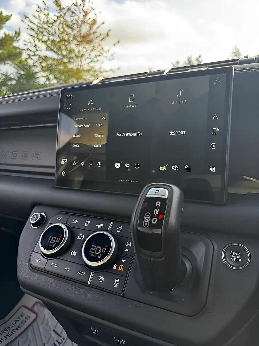 Used 2024 Land Rover Defender 110 X-Dynamic Hse Black - Interior and Exterior details 16