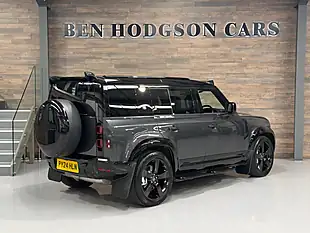 Used 2024 Land Rover Defender 110 X-Dynamic Hse Carpathian Grey - Interior and Exterior details 3