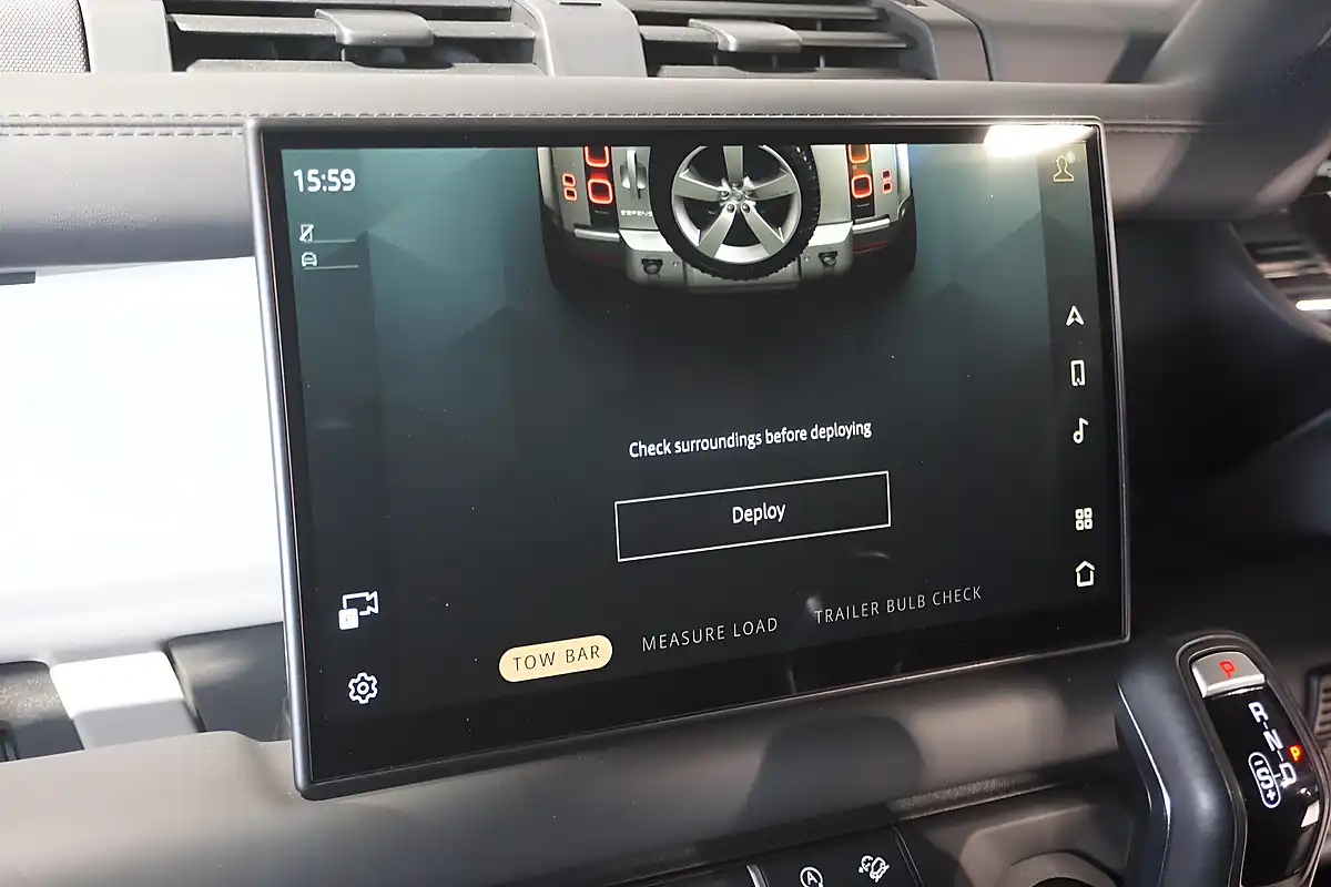 Used 2024 Land Rover Defender 110 X-Dynamic Hse Hard Top Carpathian Grey - Interior and Exterior details 12