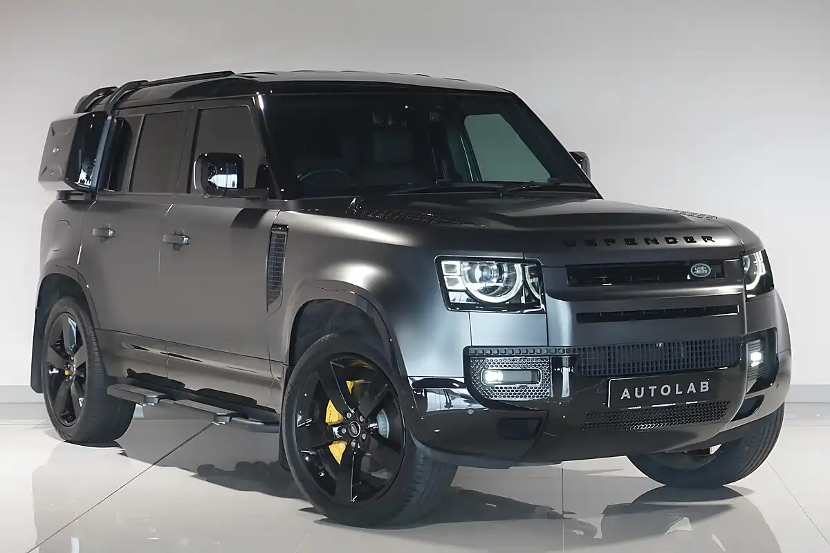Used 2024 Land Rover Defender 110 X-Dynamic Hse Hard Top Carpathian Grey - Interior and Exterior details 2