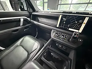 Used 2024 Land Rover Defender 110 X-Dynamic Hse White - Interior and Exterior details 10
