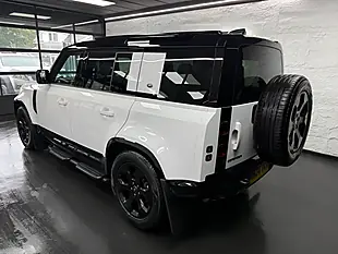 Used 2024 Land Rover Defender 110 X-Dynamic Hse White - Interior and Exterior details 4