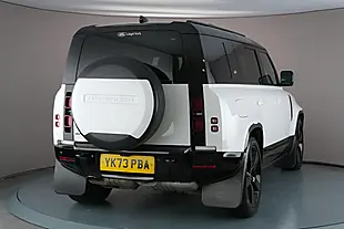 Used 2024 Land Rover Defender 110 X-Dynamic Hse White - Interior and Exterior details 8