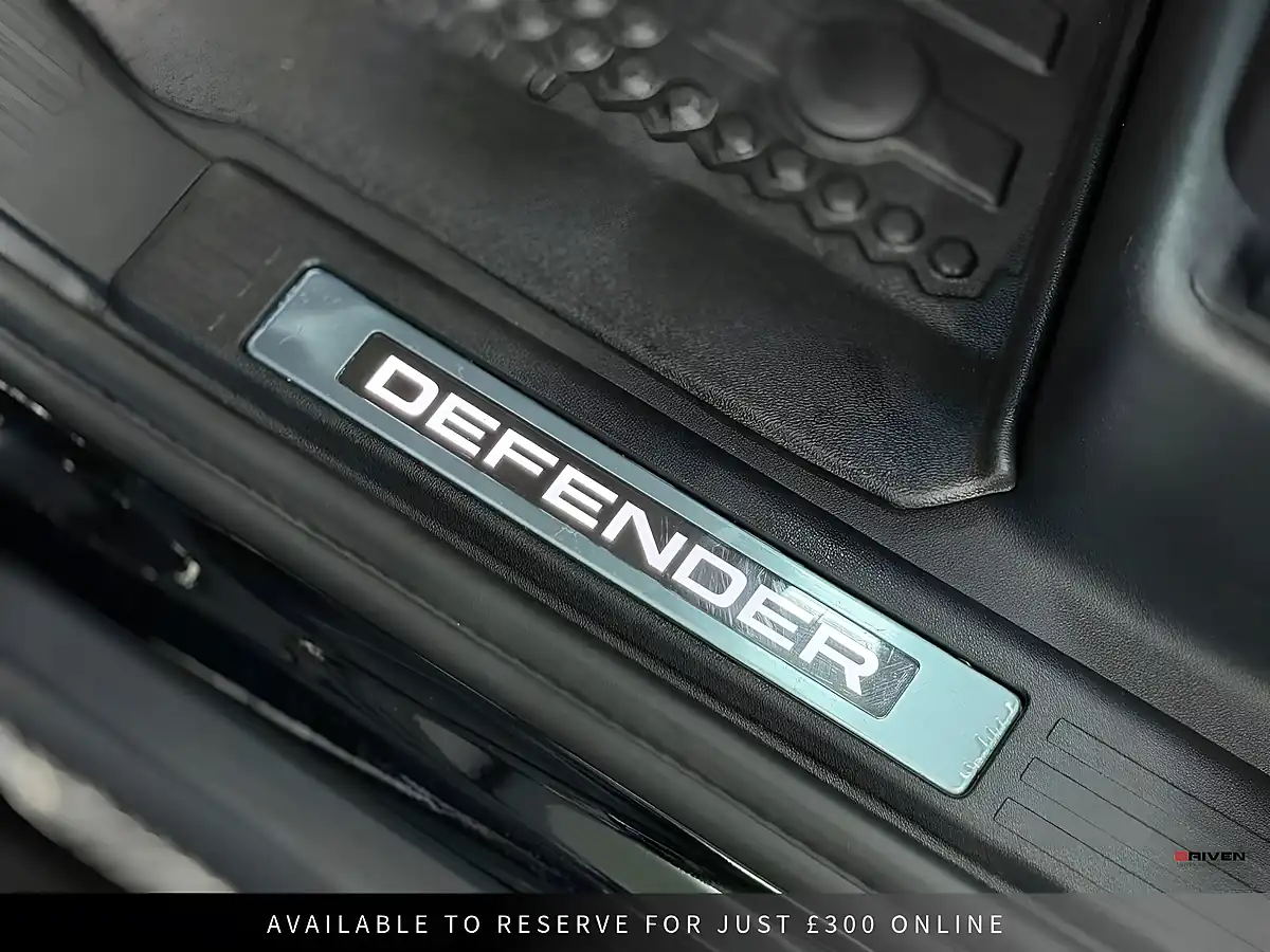 Used 2024 Land Rover Defender 110 X-Dynamic Se Black - Interior and Exterior details 17