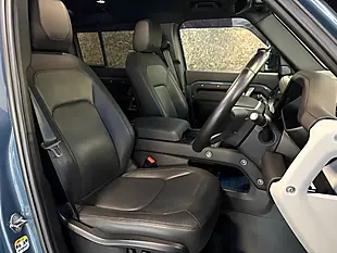 Used 2024 Land Rover Defender 110 X-Dynamic Se Blue - Interior and Exterior details 13