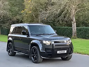Used 2024 Land Rover Defender 110 X-Dynamic Se Grey - Interior and Exterior details 10