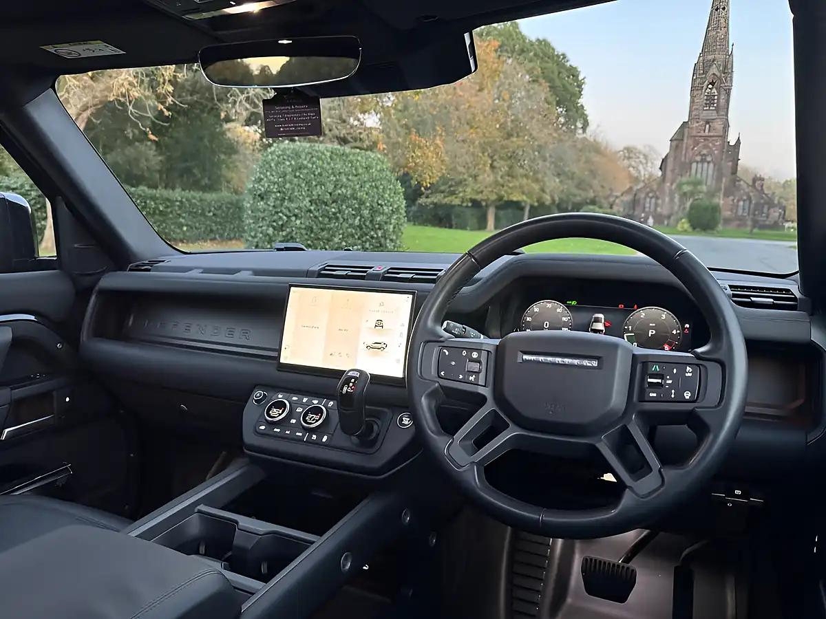 Used 2024 Land Rover Defender 110 X-Dynamic Se Grey - Interior and Exterior details 4