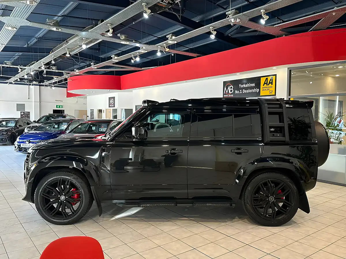 Used 2024 Land Rover Defender 110 Xs Edition Black - Interior and Exterior details 4